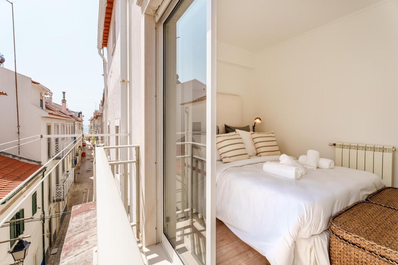 Charming Nazare Apartment-1 Minute To The Beach Экстерьер фото